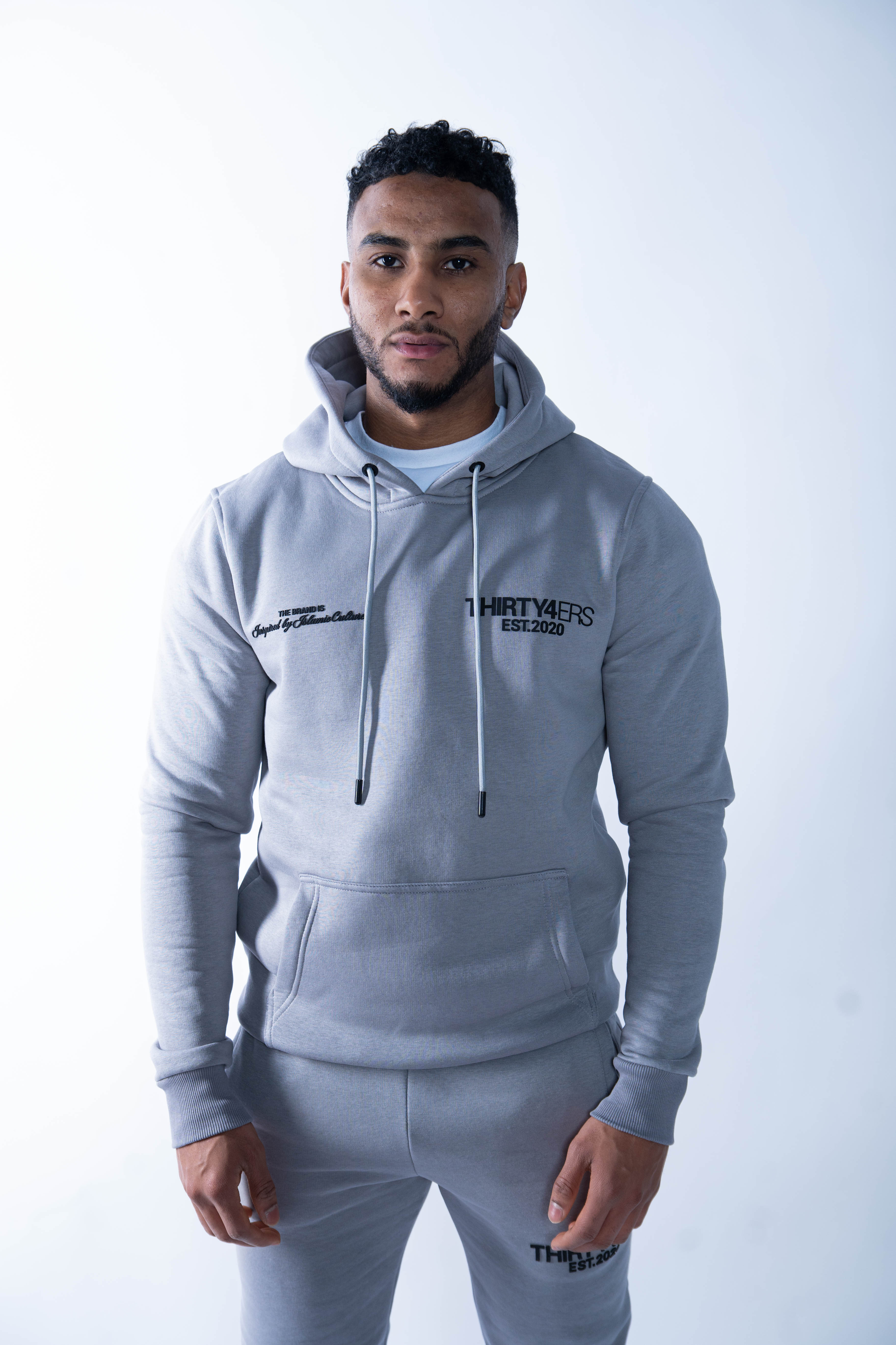 Sweats à capuche de luxe 34ERS® - Gris