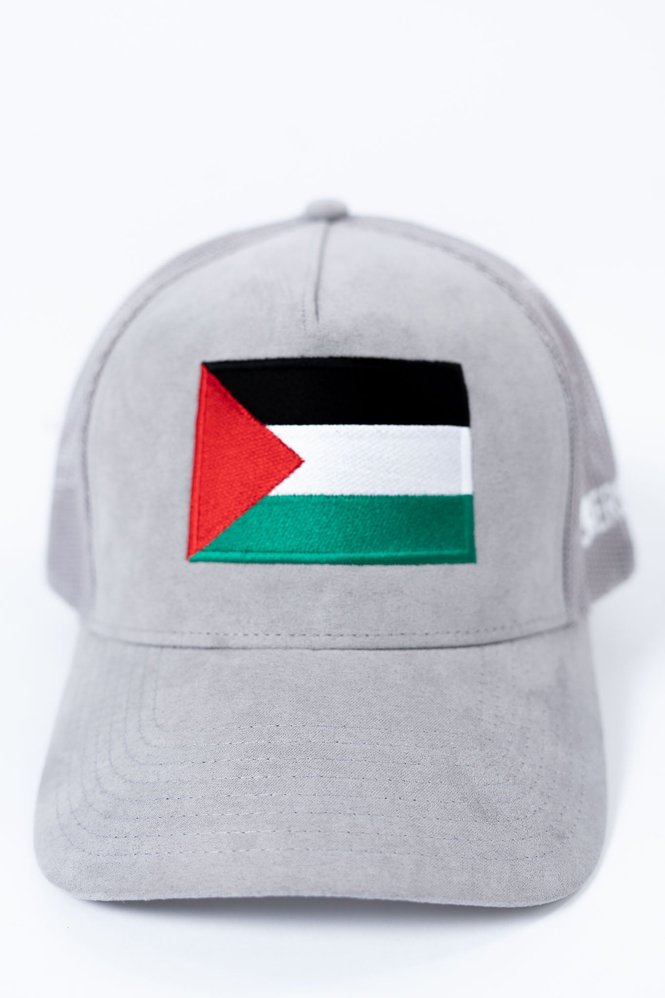 We Stand with Palestine – Lichtgrijze suède/mesh Cap