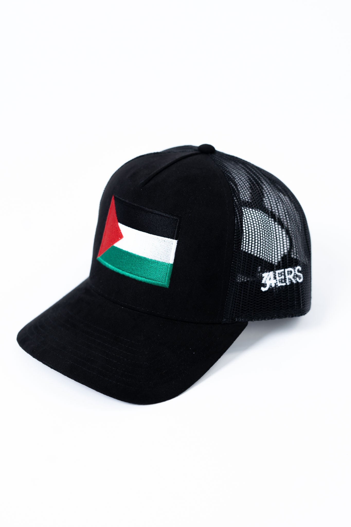 Nous sommes solidaires de la Palestine – Casquettes en daim/maille noires